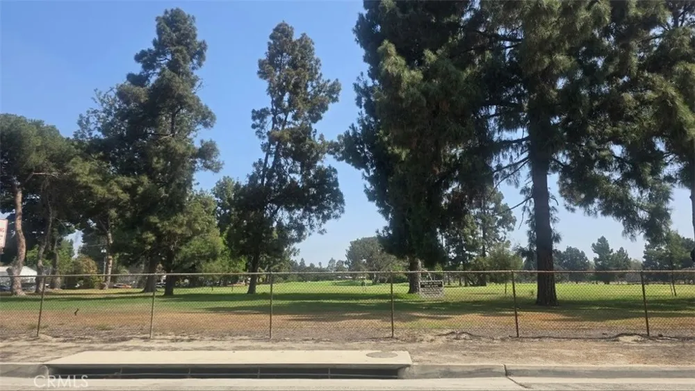 7300 Quill #207 Downey, CA 90242
