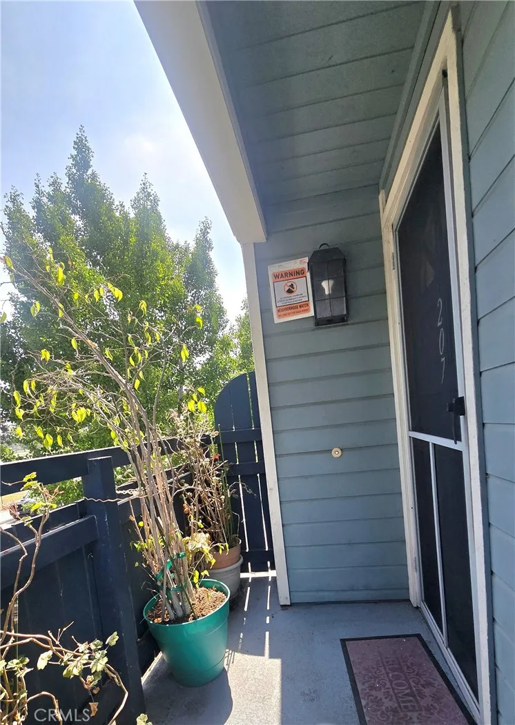 7300 Quill #207 Downey, CA 90242