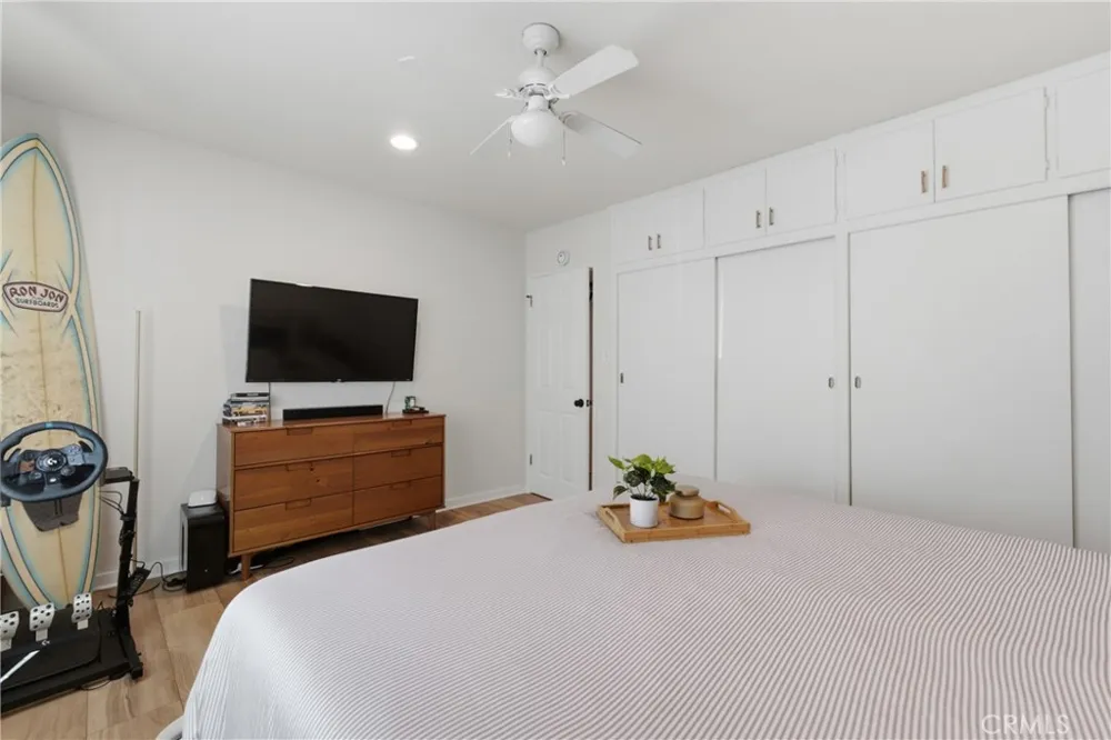 1327 E Appleton Street Long Beach, CA 90802