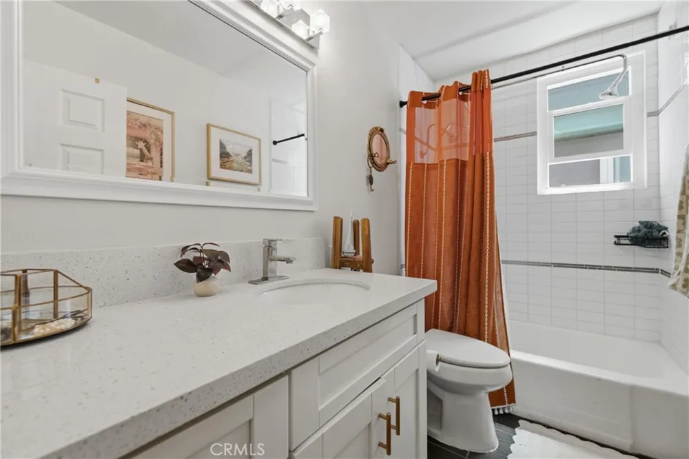 1327 E Appleton Street Long Beach, CA 90802