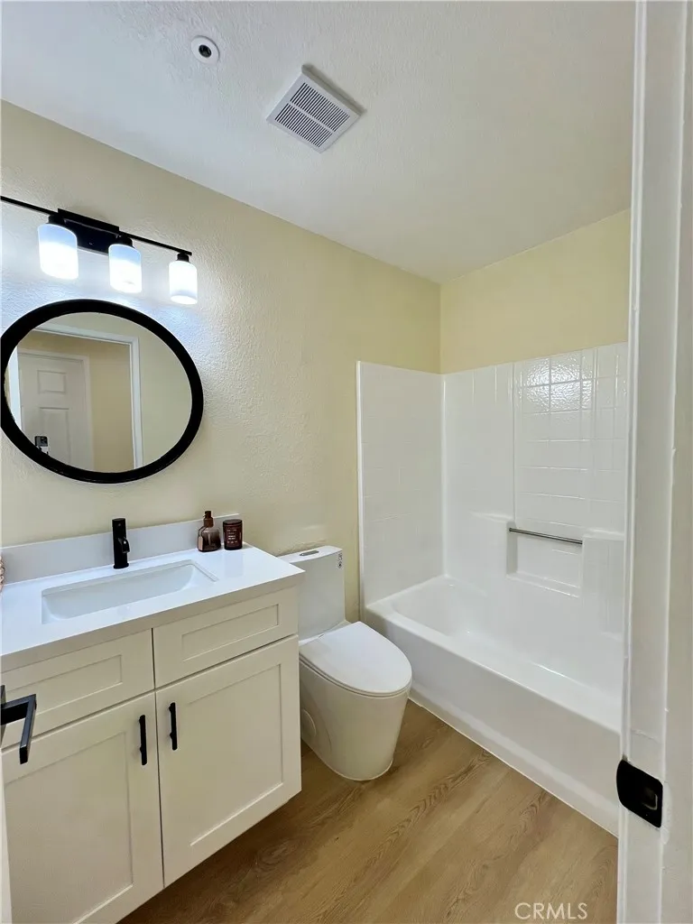 13377 Paramount Road Phelan, CA 92371
