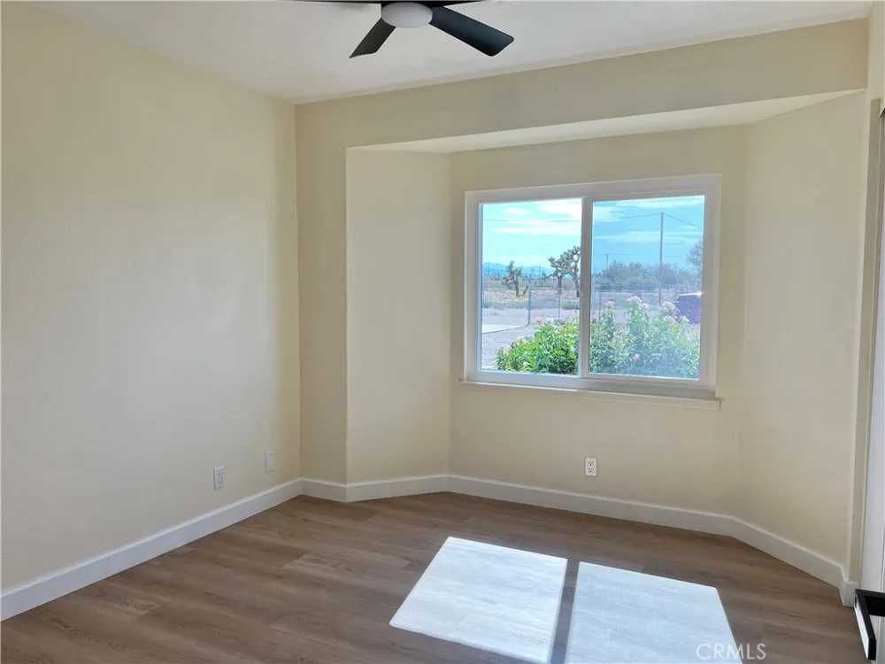 13377 Paramount Road Phelan, CA 92371