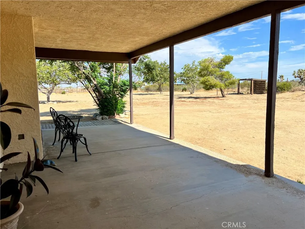 13377 Paramount Road Phelan, CA 92371