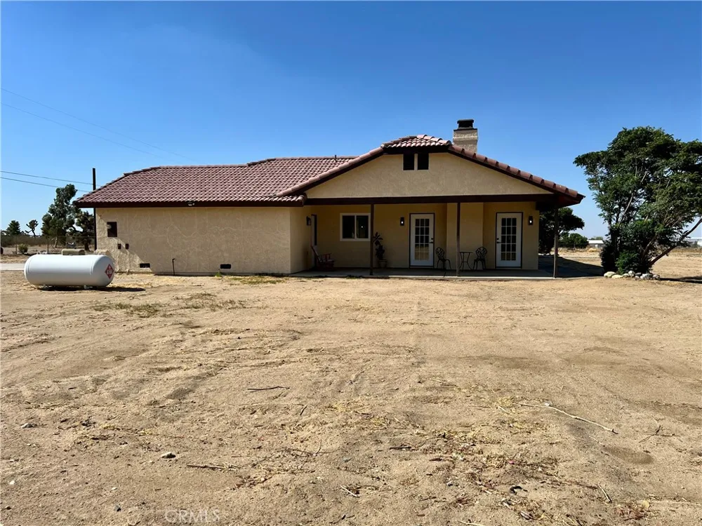 13377 Paramount Road Phelan, CA 92371