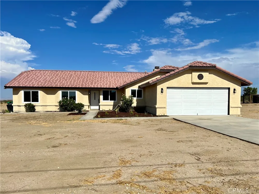 13377 Paramount Road Phelan, CA 92371