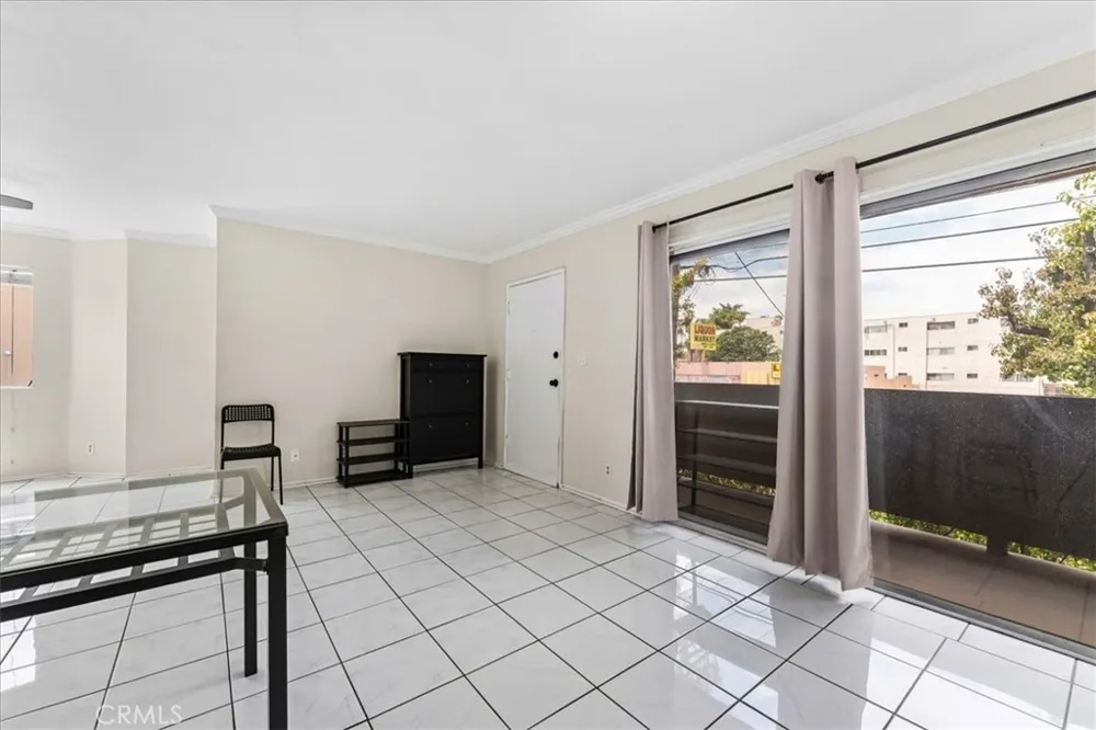14829 Sherman #1 Van Nuys, CA 91405