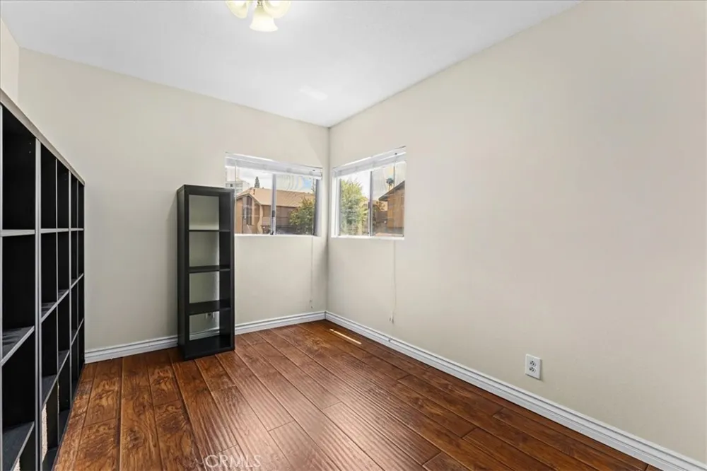 14829 Sherman #1 Van Nuys, CA 91405