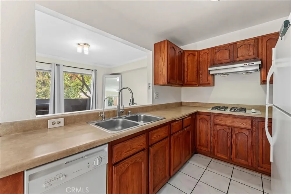 14829 Sherman #1 Van Nuys, CA 91405