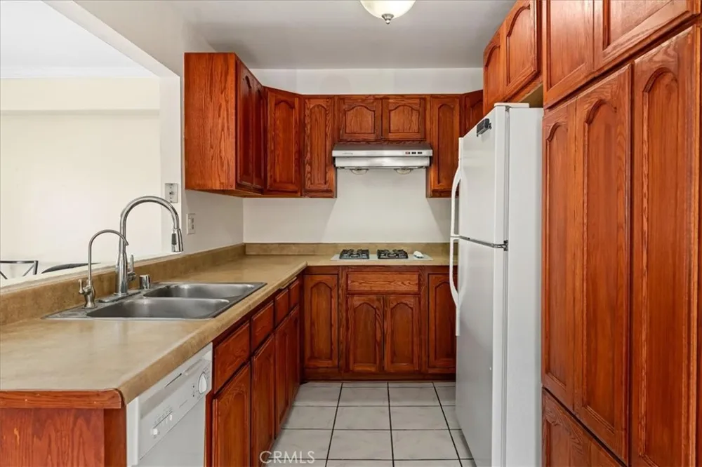 14829 Sherman #1 Van Nuys, CA 91405