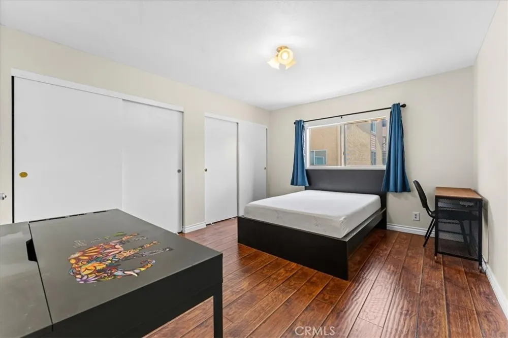 14829 Sherman #1 Van Nuys, CA 91405