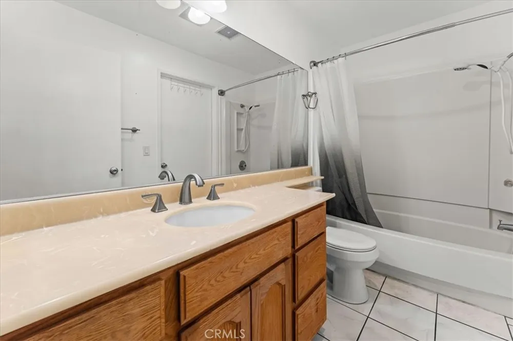 14829 Sherman #1 Van Nuys, CA 91405