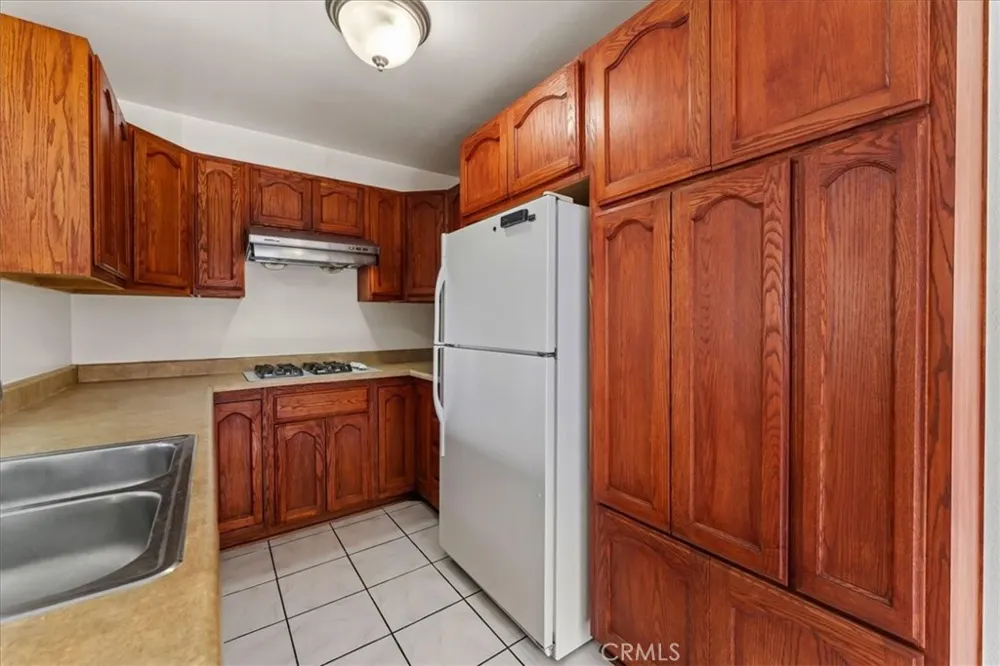 14829 Sherman #1 Van Nuys, CA 91405