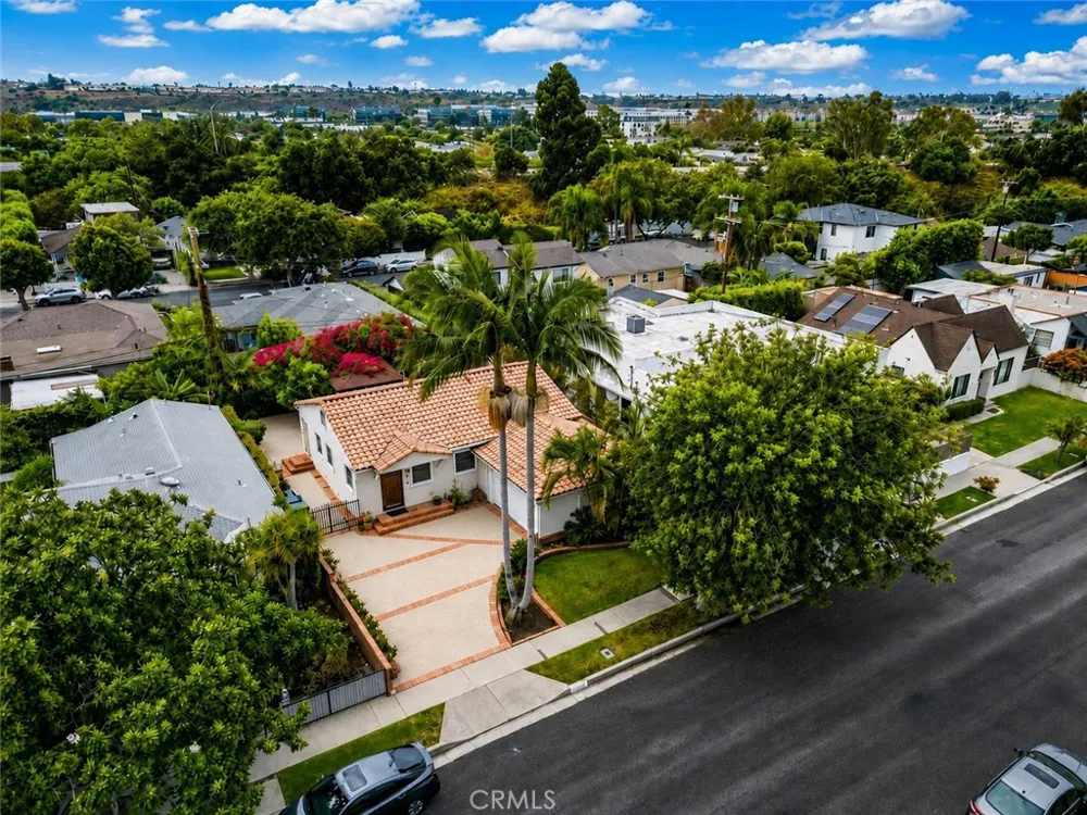 11862 Bray Culver City, CA 90230