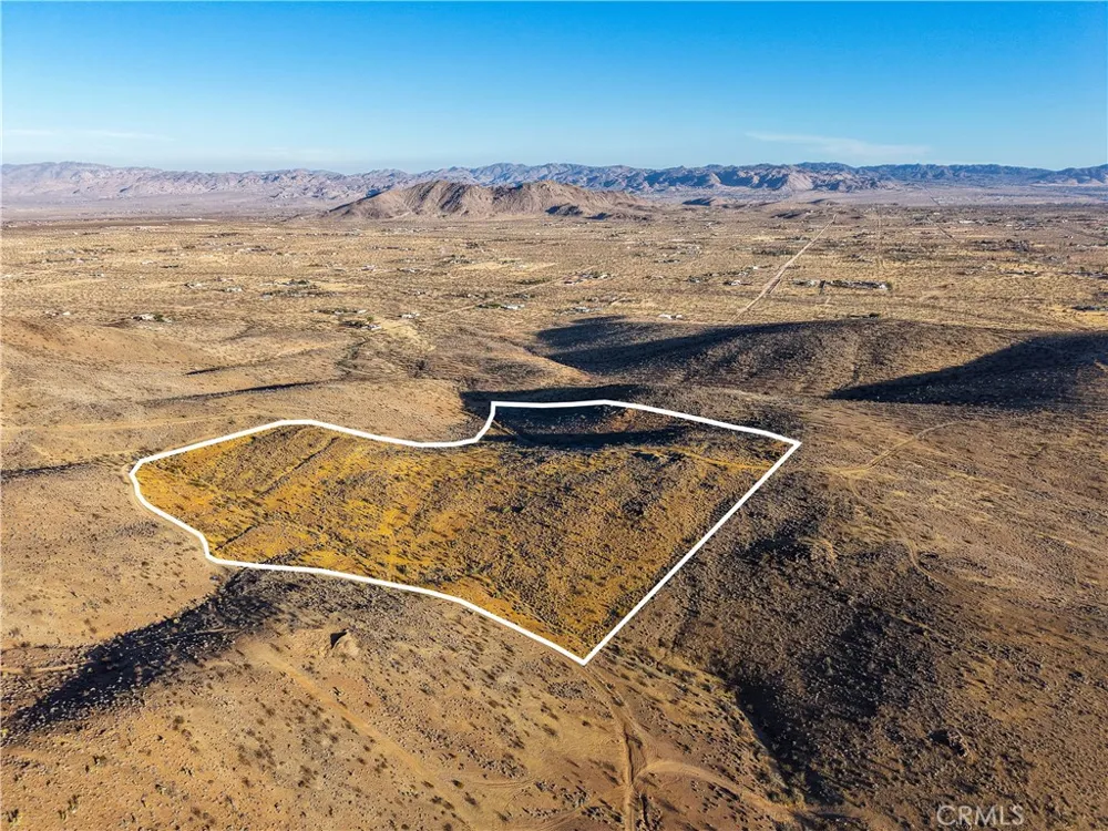 Millie Ln Landers, CA 92285