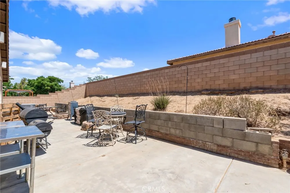 43022 Carpenter Lancaster, CA 93535