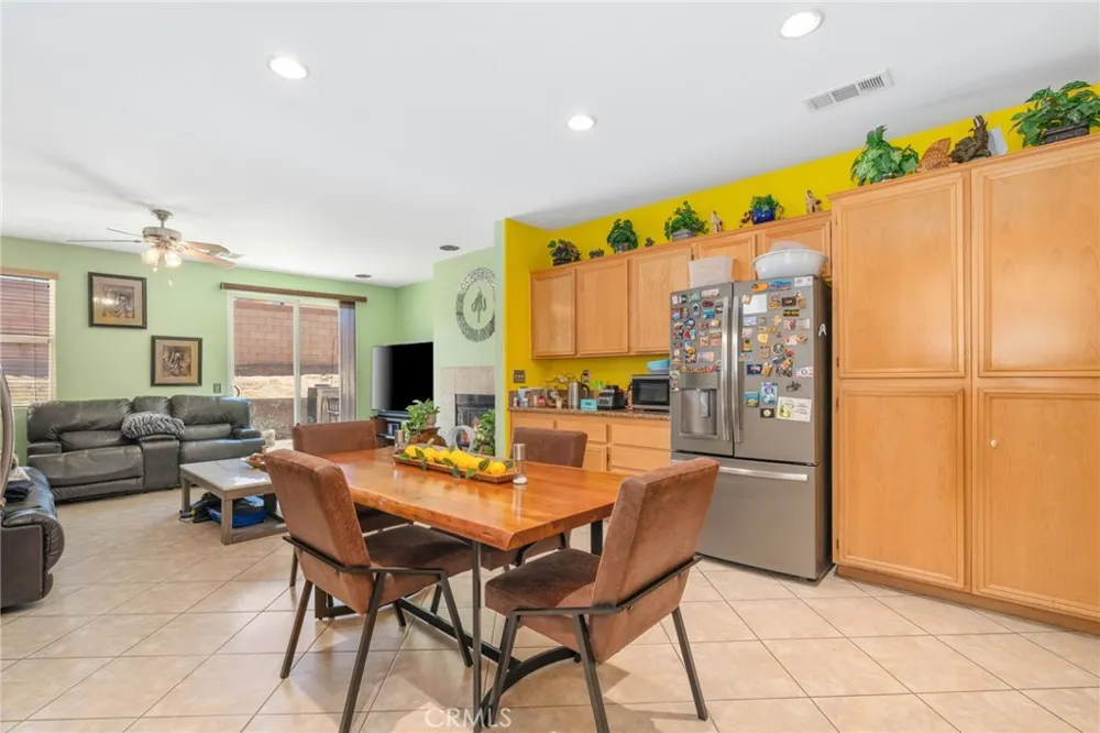 43022 Carpenter Lancaster, CA 93535