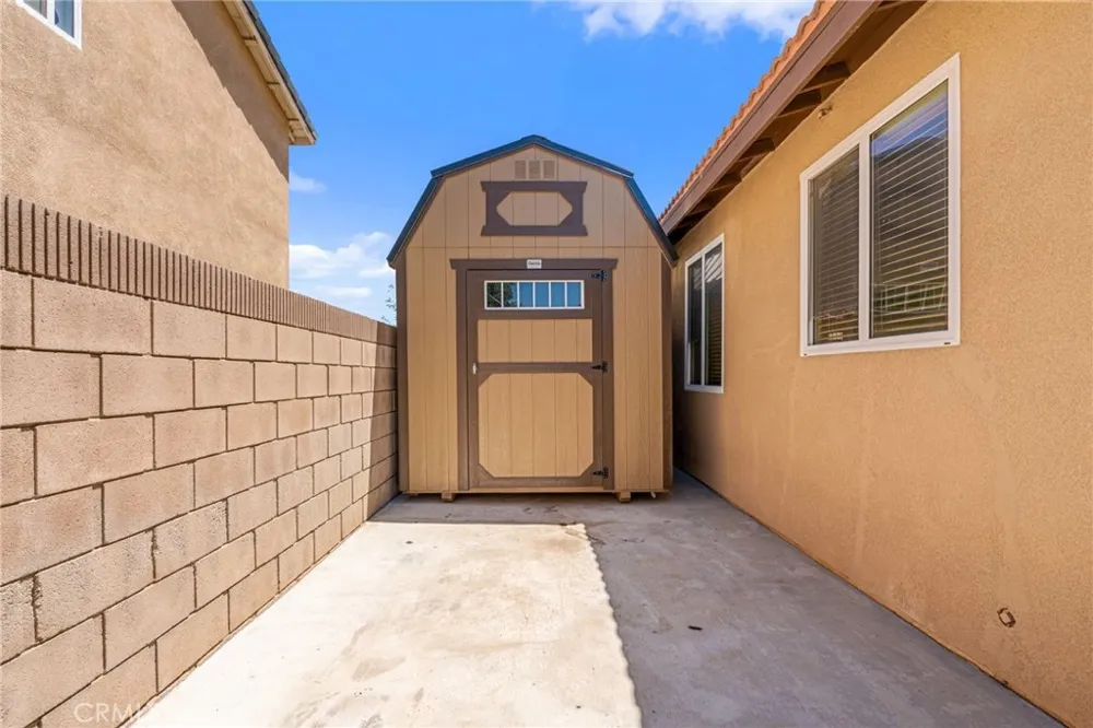 43022 Carpenter Lancaster, CA 93535
