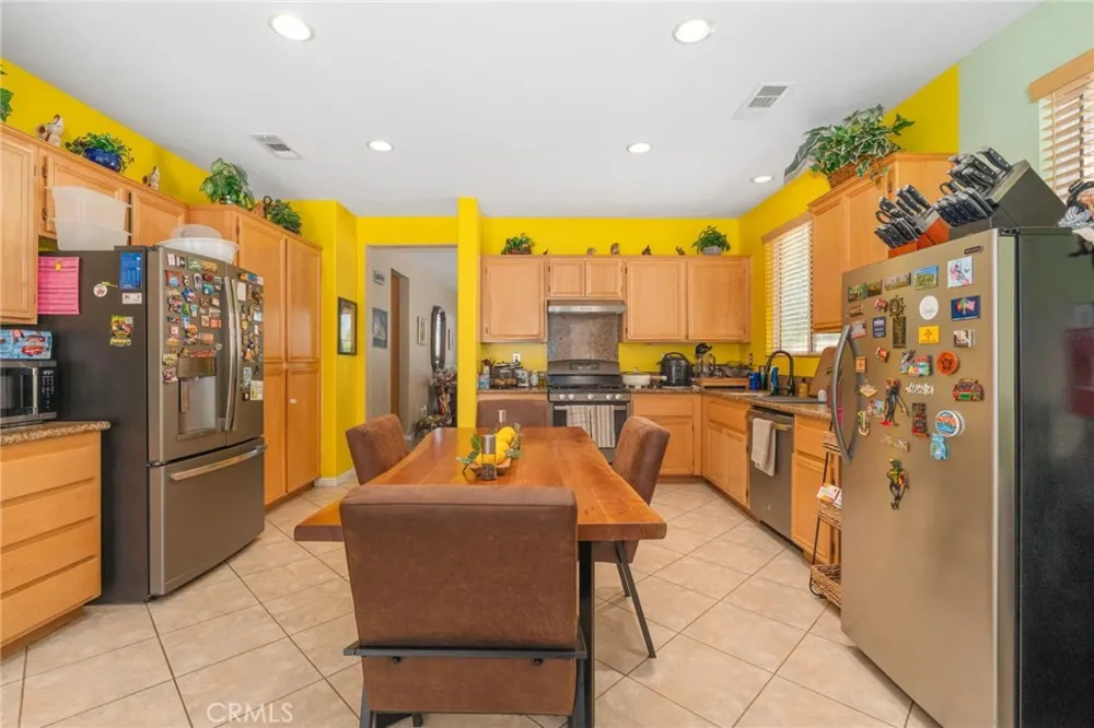 43022 Carpenter Lancaster, CA 93535