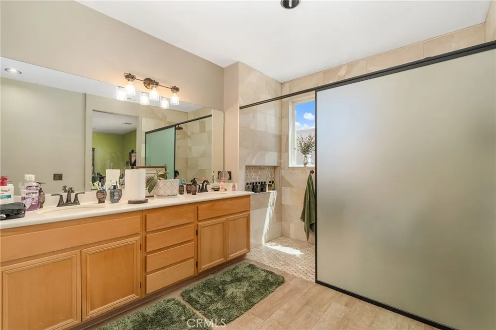 43022 Carpenter Lancaster, CA 93535