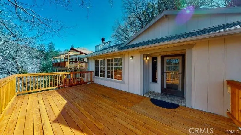 621 Arth Drive Crestline, CA 92325