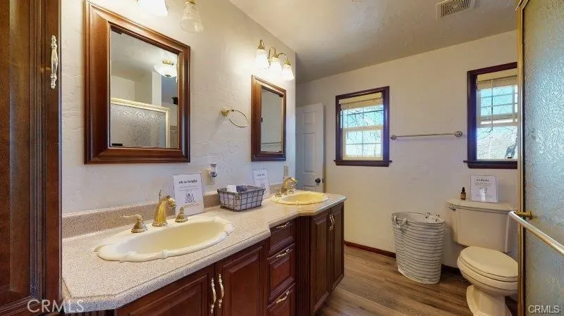 621 Arth Drive Crestline, CA 92325