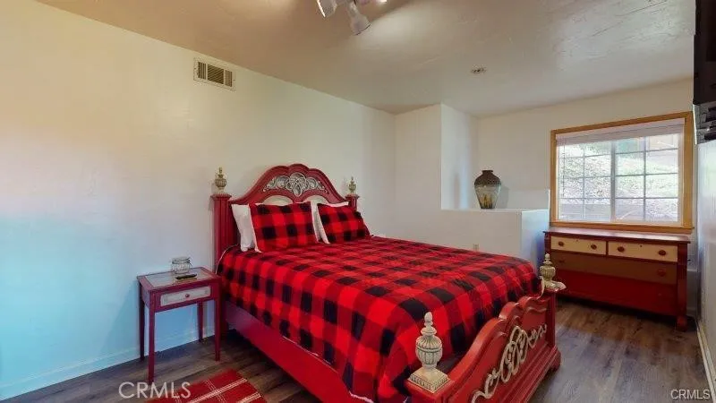 621 Arth Drive Crestline, CA 92325
