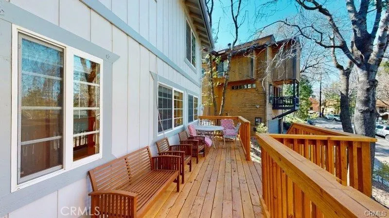 621 Arth Drive Crestline, CA 92325
