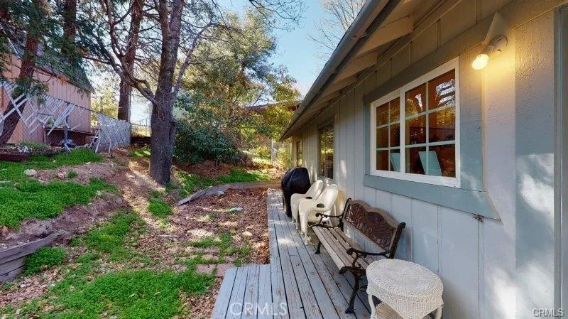 621 Arth Drive Crestline, CA 92325