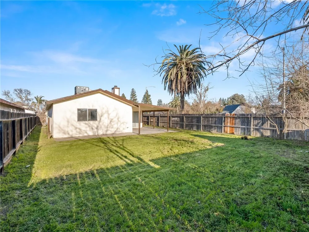 4359 W Cardiff Fresno, CA 93722