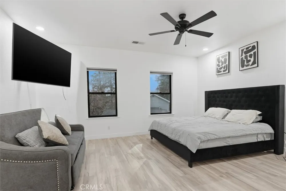 39490 Crane Valley Court Bass Lake, CA 93604