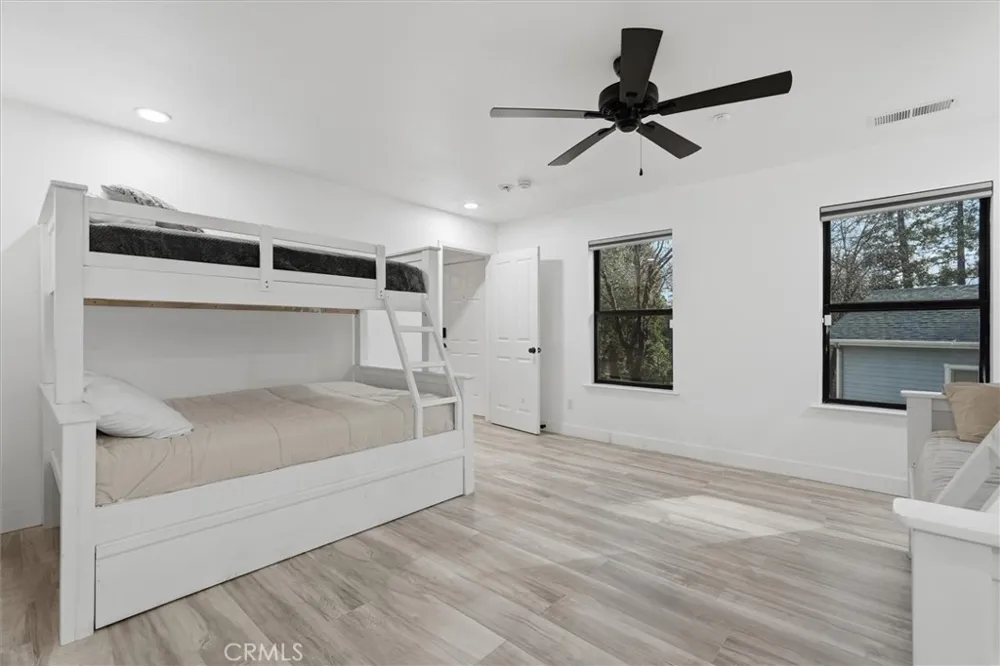 39490 Crane Valley Court Bass Lake, CA 93604