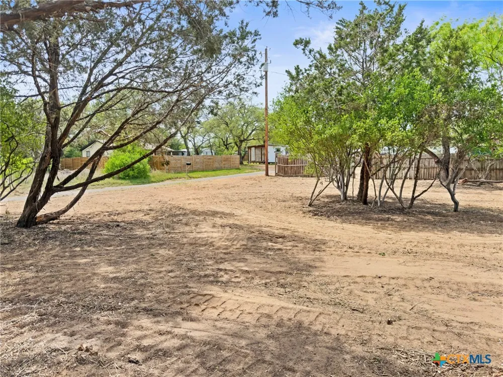 296 Seneca Drive Burnet, TX 78611