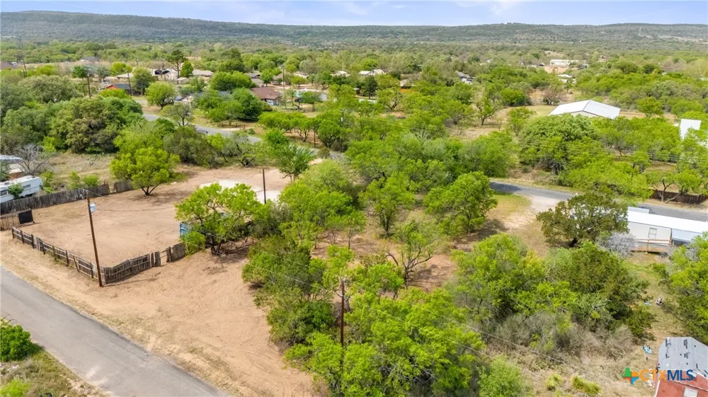 296 Seneca Drive Burnet, TX 78611