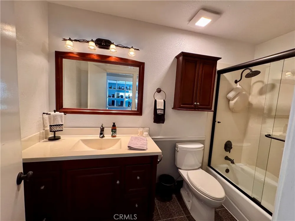 240 Gelf Modesto, CA 95357