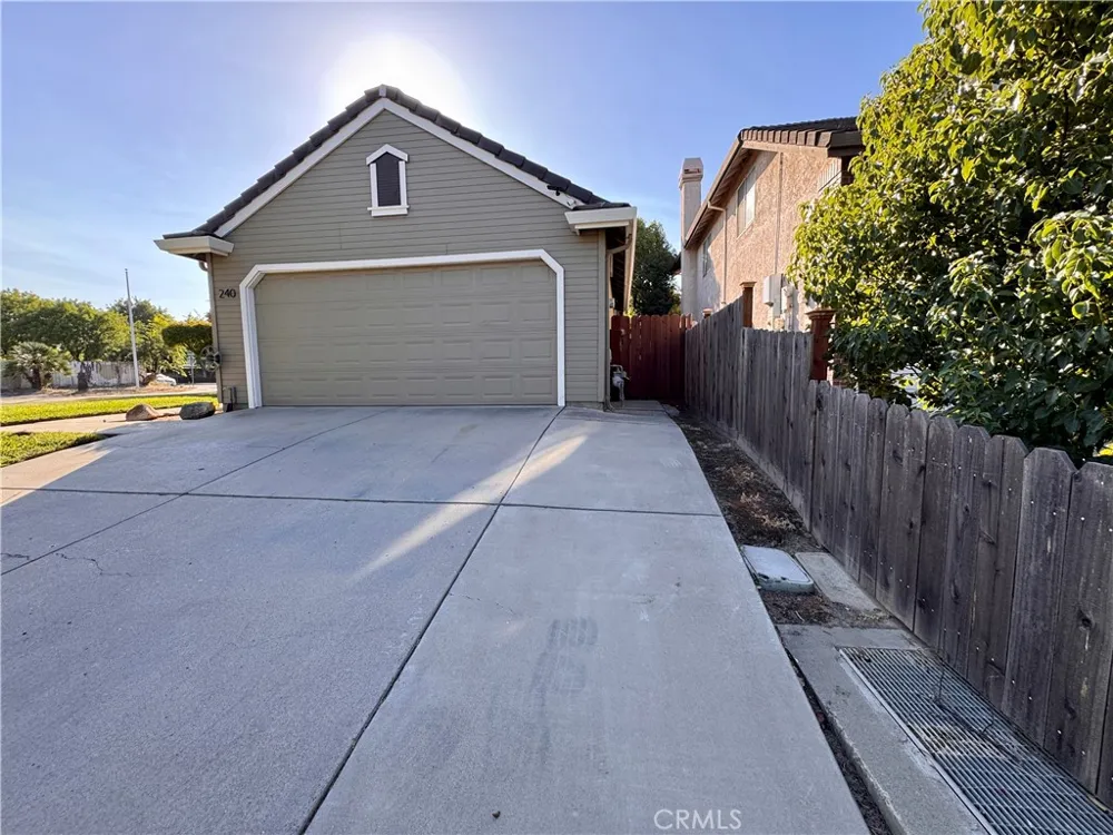240 Gelf Modesto, CA 95357