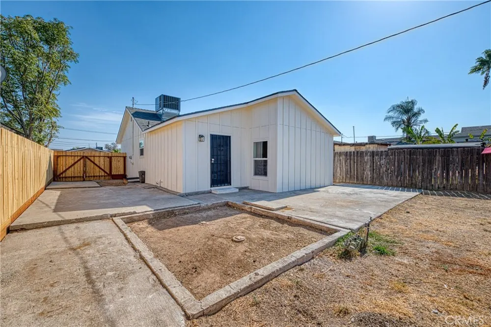 1651 5th Street Clovis, CA 93611