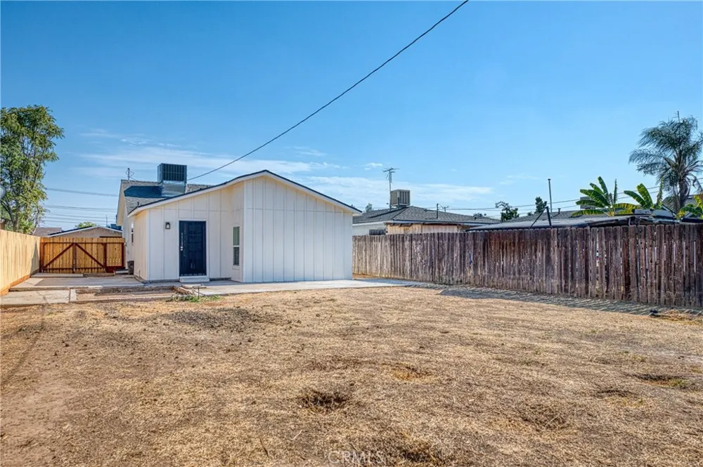1651 5th Street Clovis, CA 93611