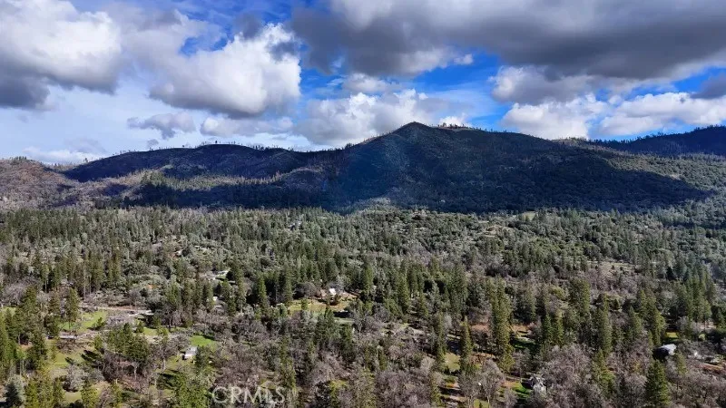 5909 Evergreen Mariposa, CA 95338