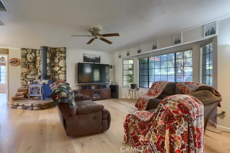 5909 Evergreen Mariposa, CA 95338