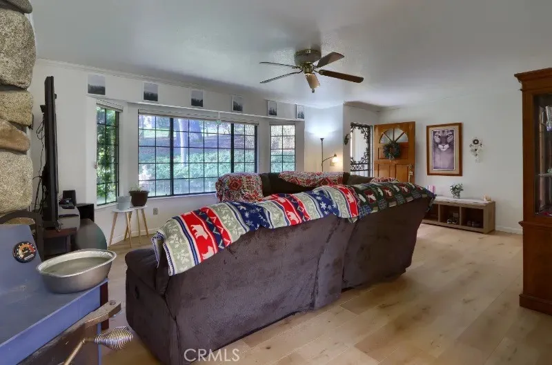 5909 Evergreen Mariposa, CA 95338