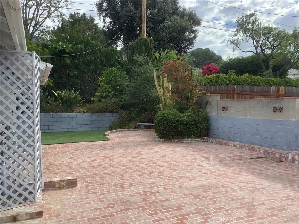 3149 Alabama Street La Crescenta, CA 91214