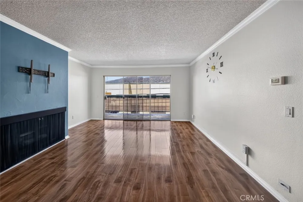 333 Burchett Street #206 Glendale, CA 91203