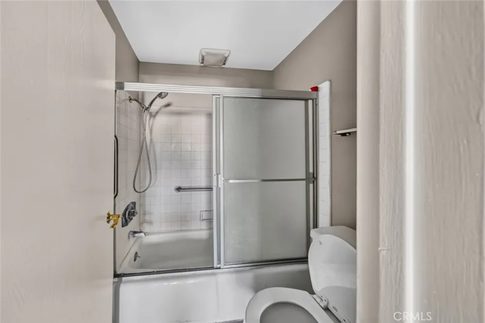 333 Burchett Street #206 Glendale, CA 91203