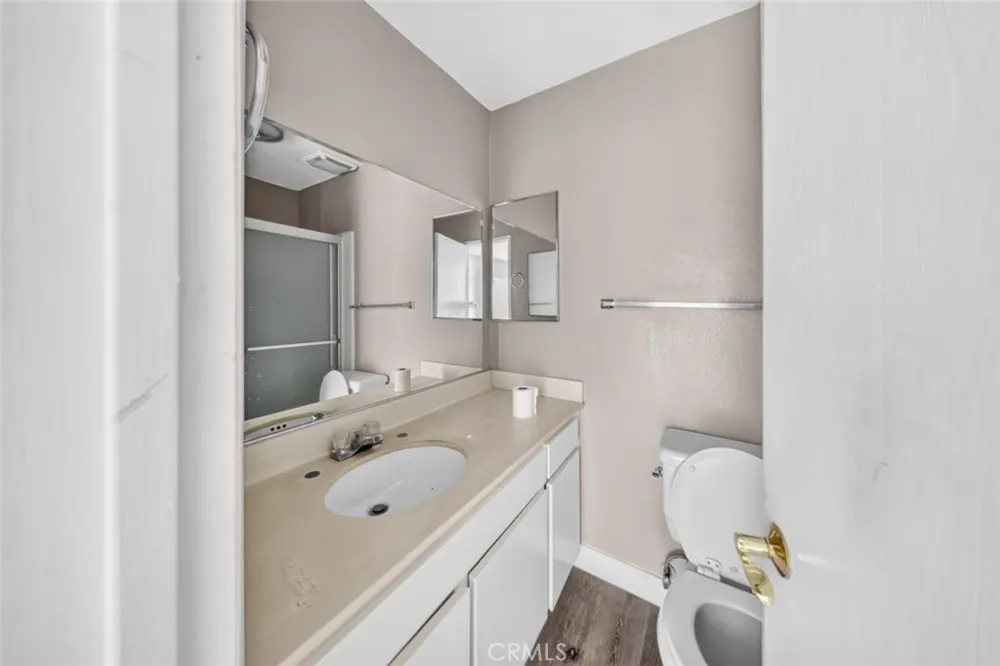333 Burchett Street #206 Glendale, CA 91203