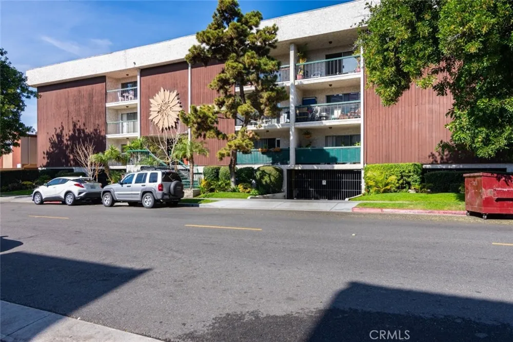 333 Burchett Street #206 Glendale, CA 91203