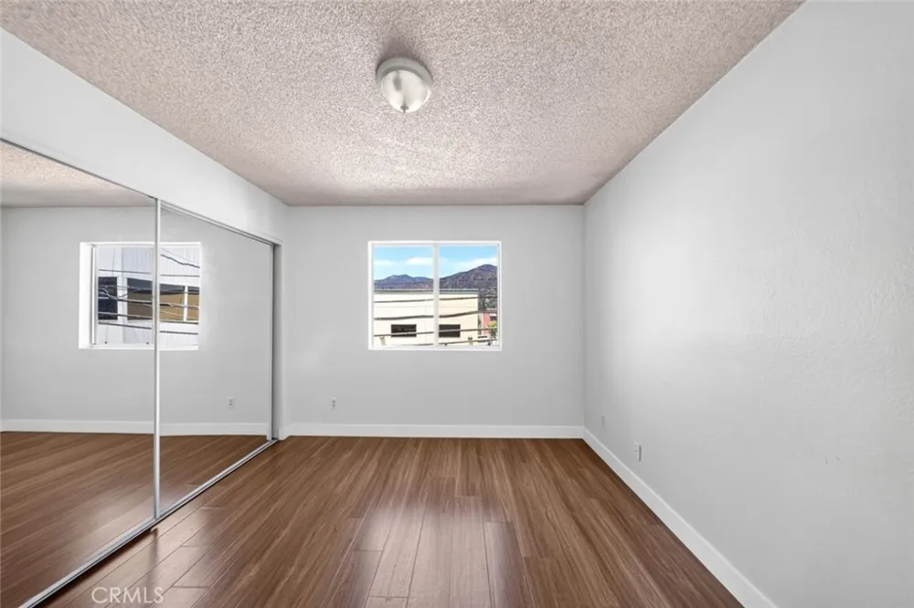 333 Burchett Street #206 Glendale, CA 91203