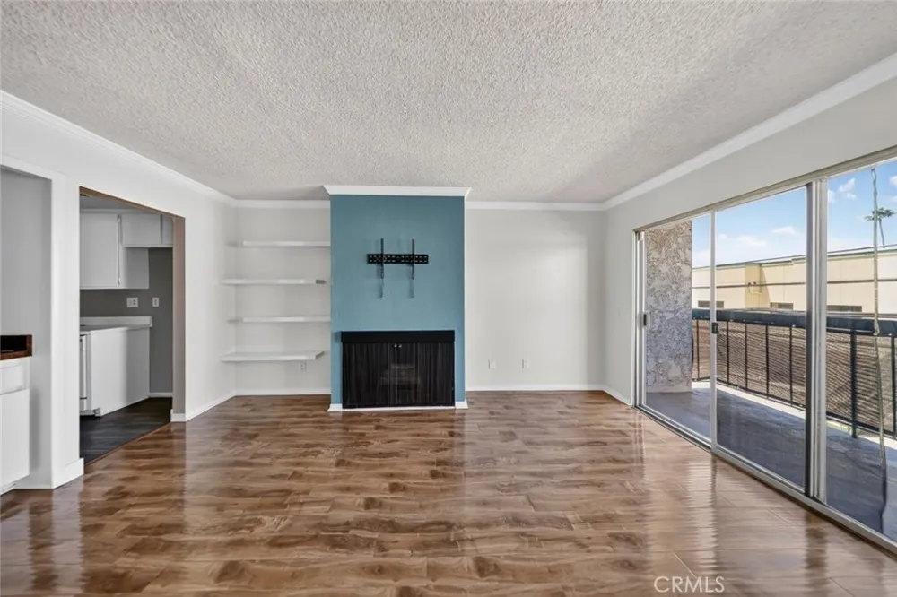 333 Burchett Street #206 Glendale, CA 91203