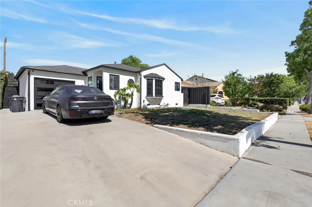 1519 Rose Burbank, CA 91505