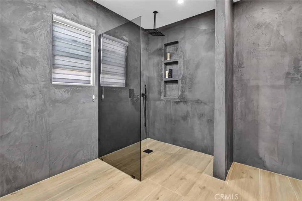 1519 Rose Burbank, CA 91505