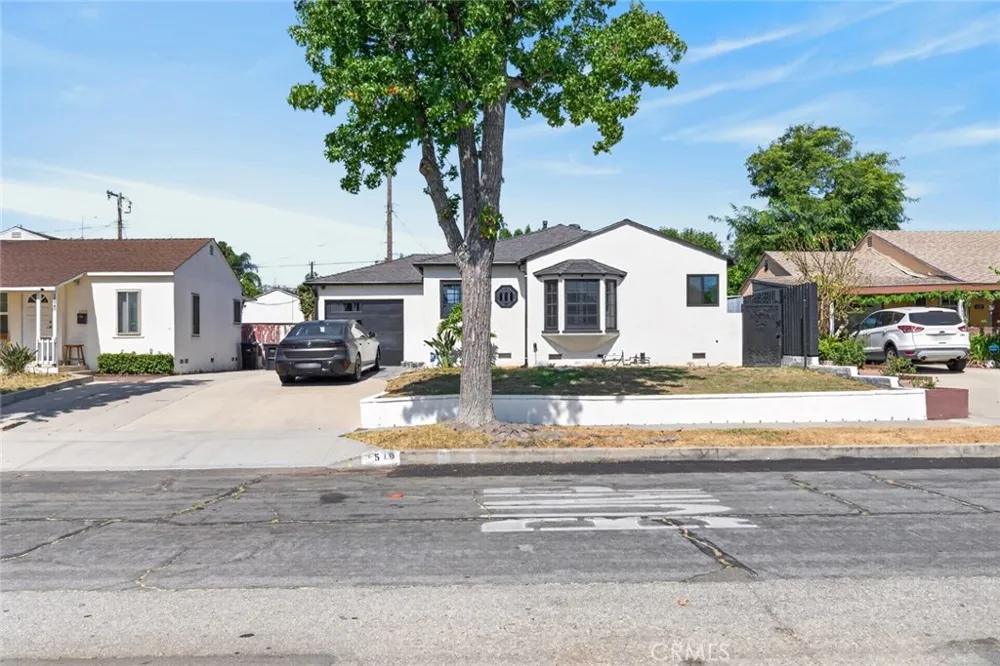 1519 Rose Burbank, CA 91505